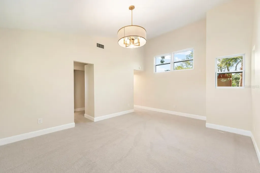 419 64th Avenue S St Petersburg FL 33705