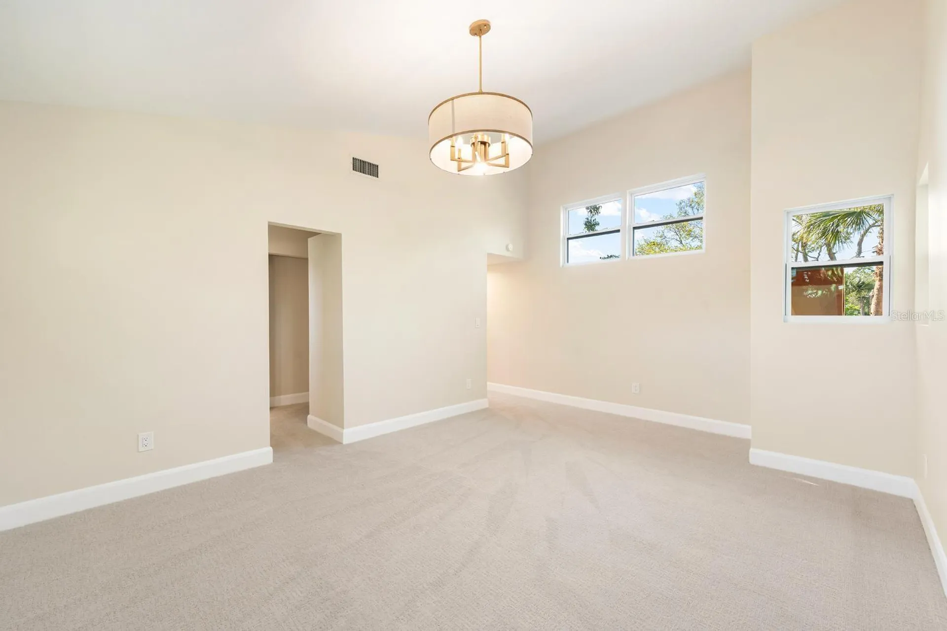 419 64th Avenue S St Petersburg FL 33705