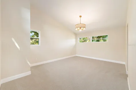 419 64th Avenue S St Petersburg FL 33705