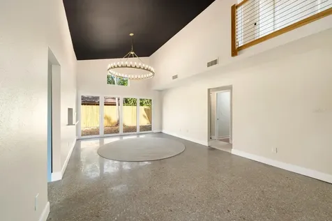 419 64th Avenue S St Petersburg FL 33705