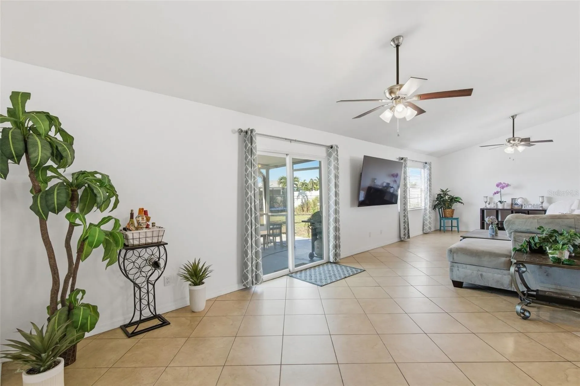 3706 NW 1st Terrace Cape Coral FL 33993