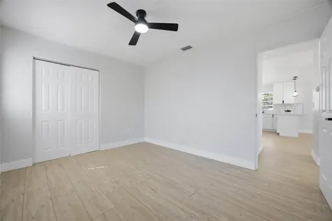 6052 Central Avenue New Port Richey FL 34653