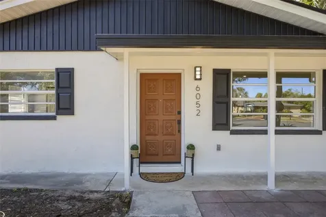 6052 Central Avenue New Port Richey FL 34653