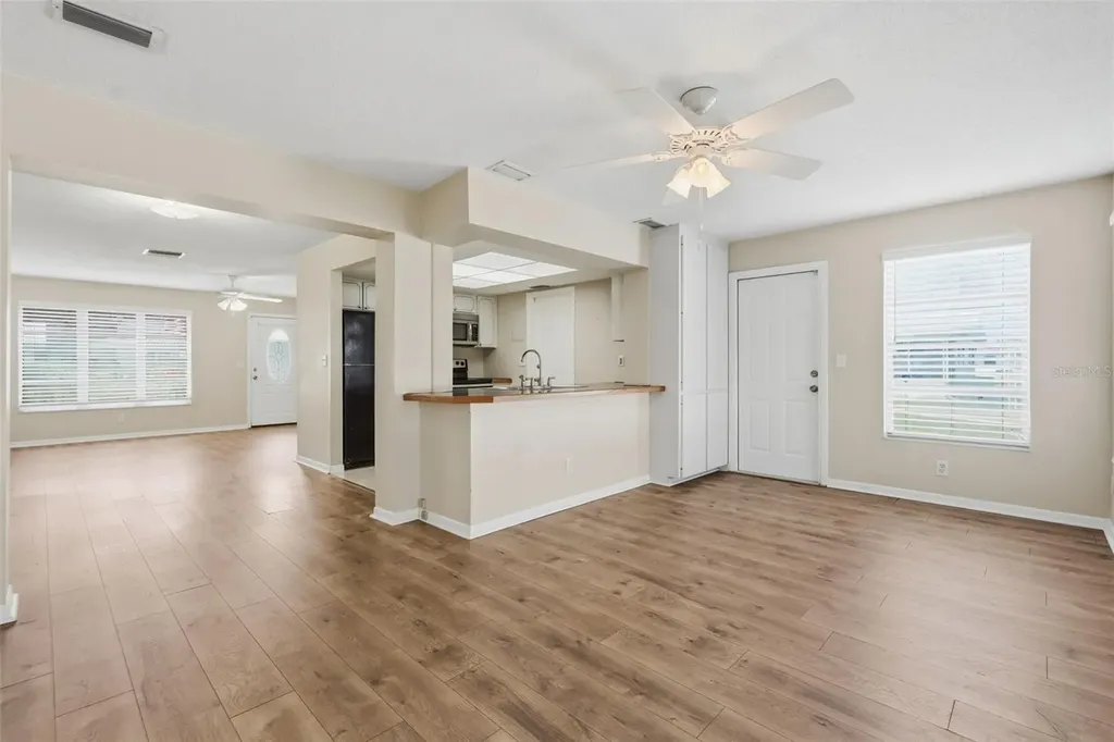 9501 45th Way N Pinellas Park FL 33782
