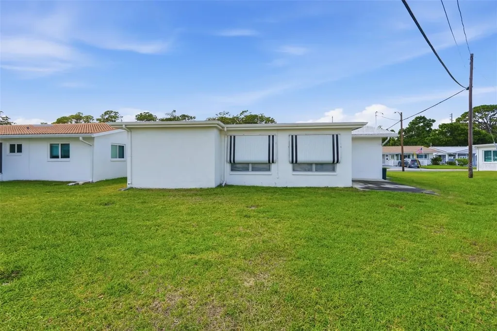 9501 45th Way N Pinellas Park FL 33782