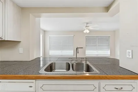 9501 45th Way N Pinellas Park FL 33782