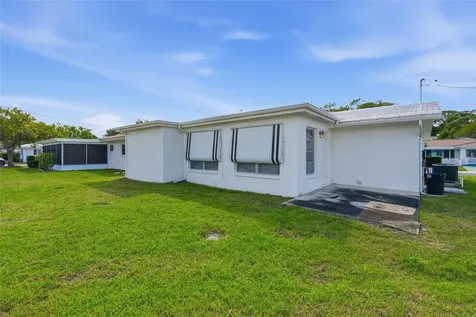 9501 45th Way N Pinellas Park FL 33782
