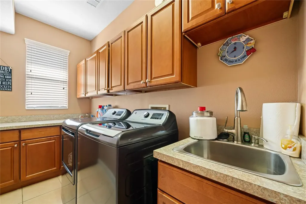1615 Beaconsfield Drive Wesley Chapel FL 33543