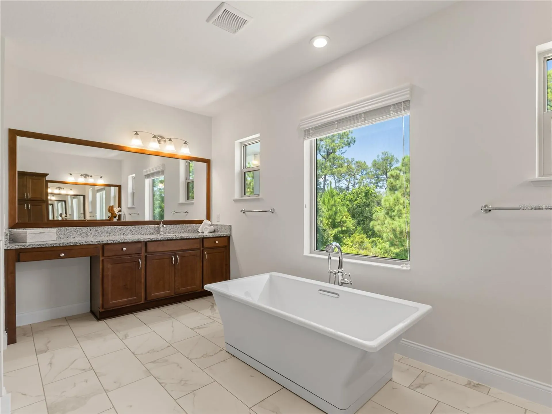 10414 Royal Cypress Way Orlando FL 32836