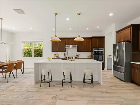 10414 Royal Cypress Way Orlando FL 32836