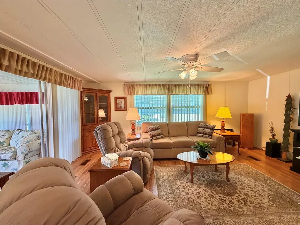 344 Hawthorne Boulevard Leesburg FL 34748