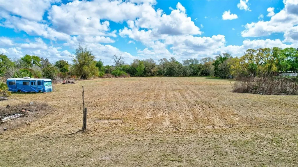 6115 33rd Street E Bradenton FL 34203