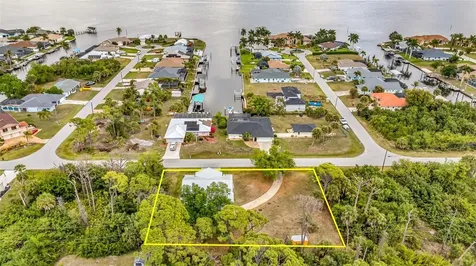 3059 Holcomb Road Port Charlotte FL 33981