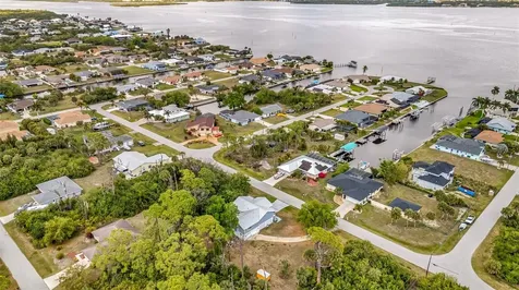 3059 Holcomb Road Port Charlotte FL 33981