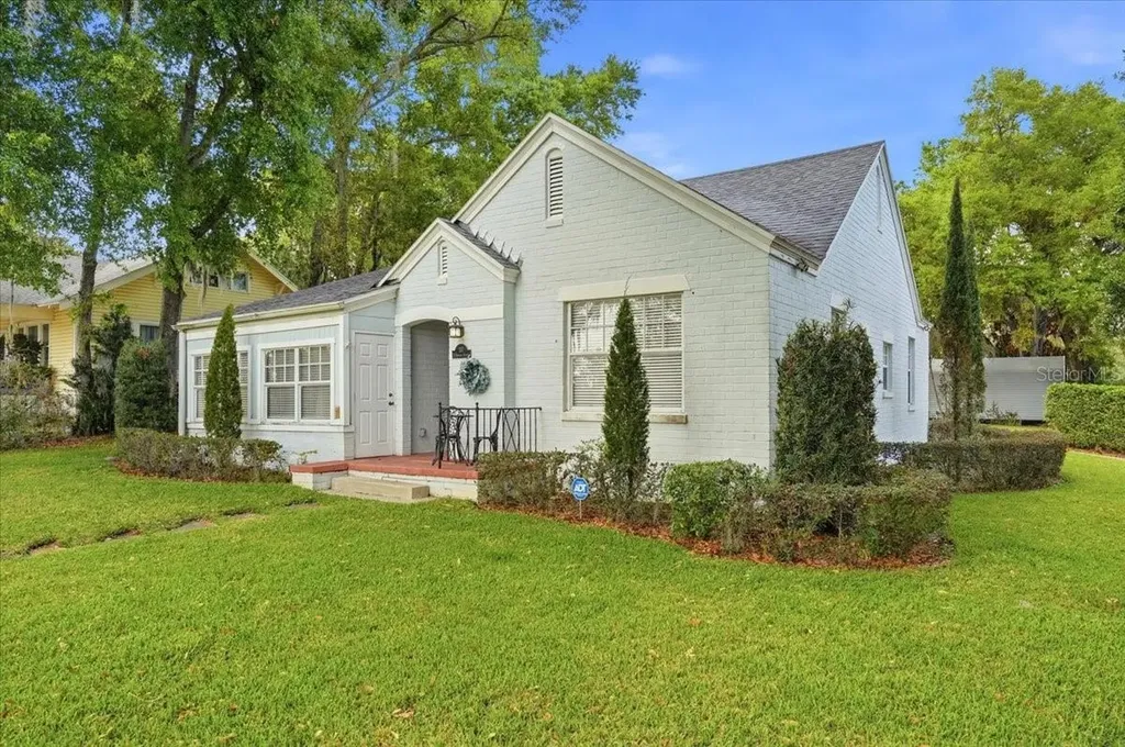 337 E Sessoms Avenue Lake Wales FL 33853