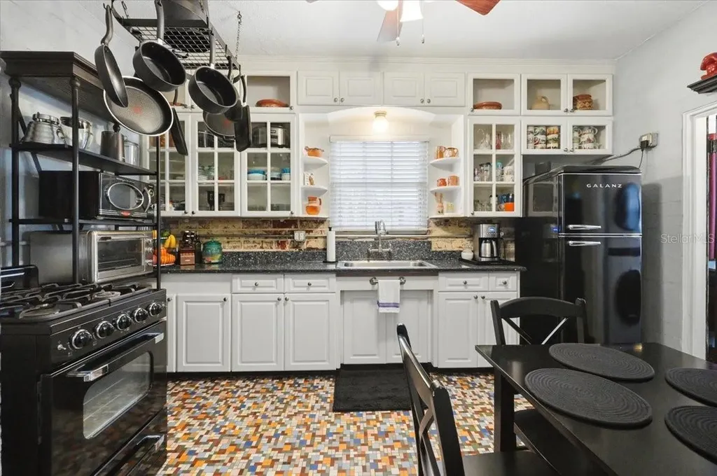 337 E Sessoms Avenue Lake Wales FL 33853