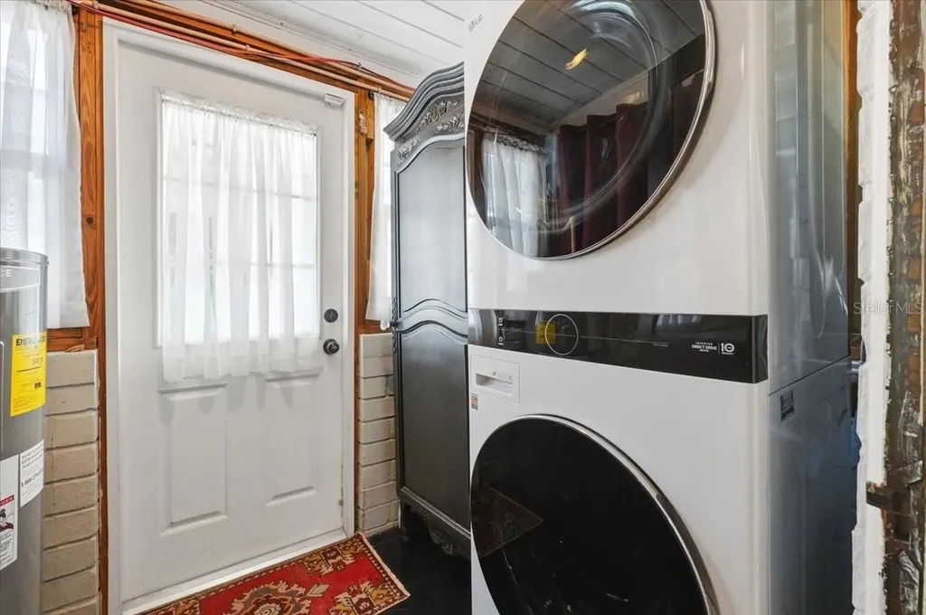 337 E Sessoms Avenue Lake Wales FL 33853