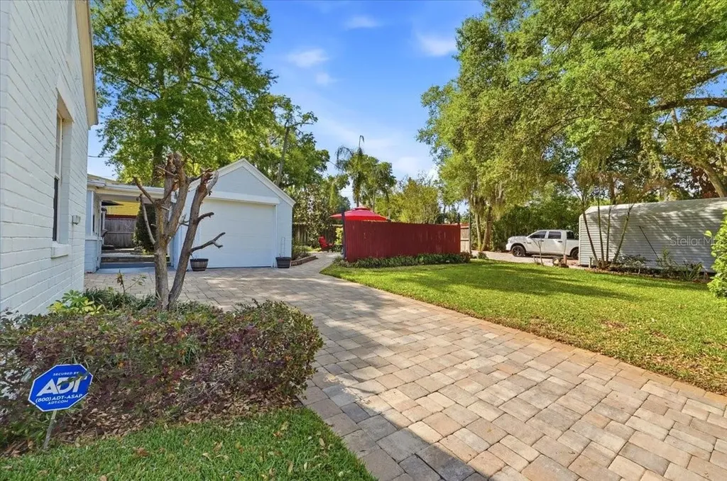 337 E Sessoms Avenue Lake Wales FL 33853