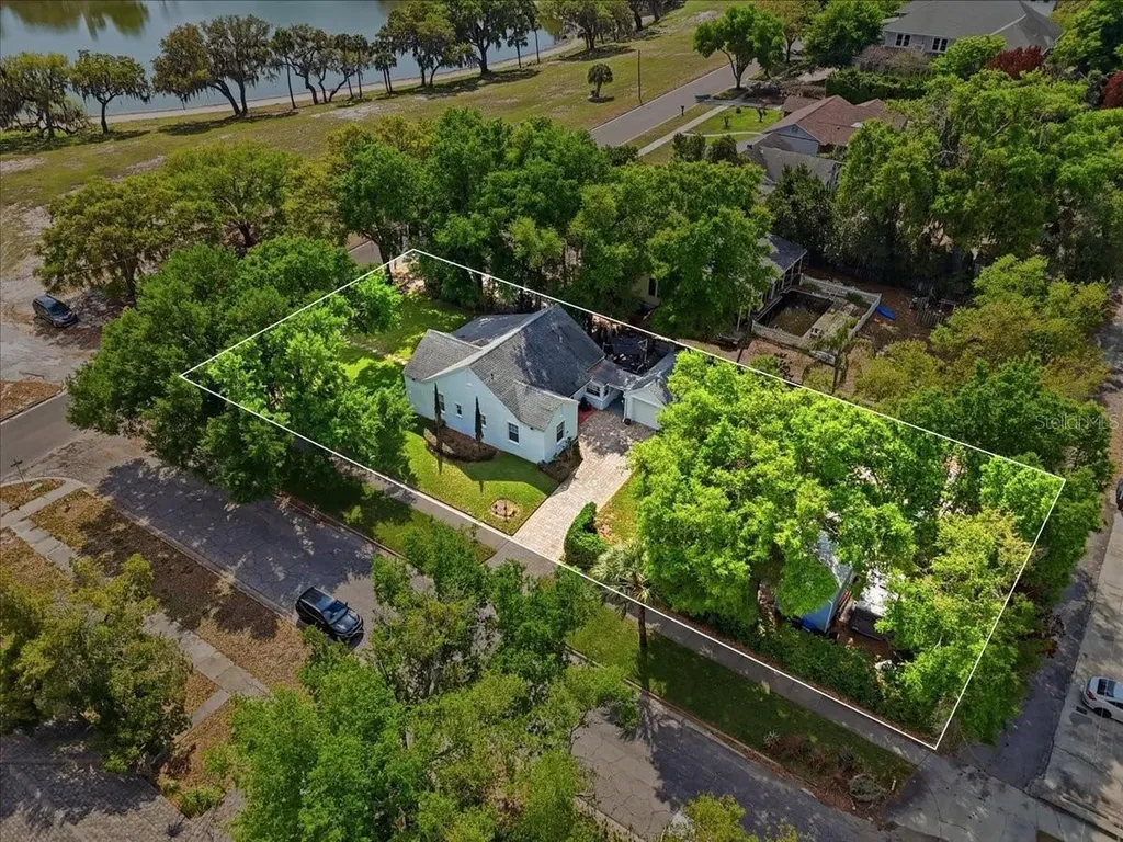 337 E Sessoms Avenue Lake Wales FL 33853