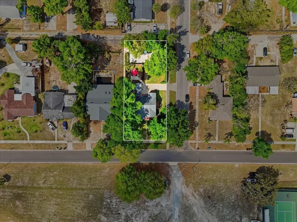 337 E Sessoms Avenue Lake Wales FL 33853