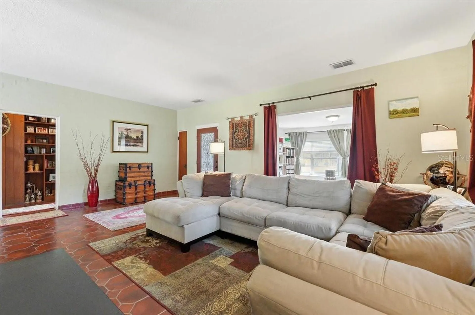 337 E Sessoms Avenue Lake Wales FL 33853