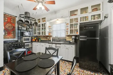 337 E Sessoms Avenue Lake Wales FL 33853