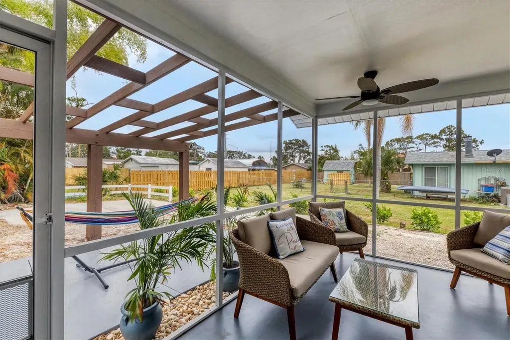 843 Palmetto Street Englewood FL 34223