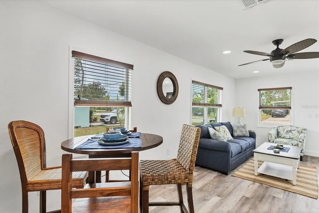 843 Palmetto Street Englewood FL 34223