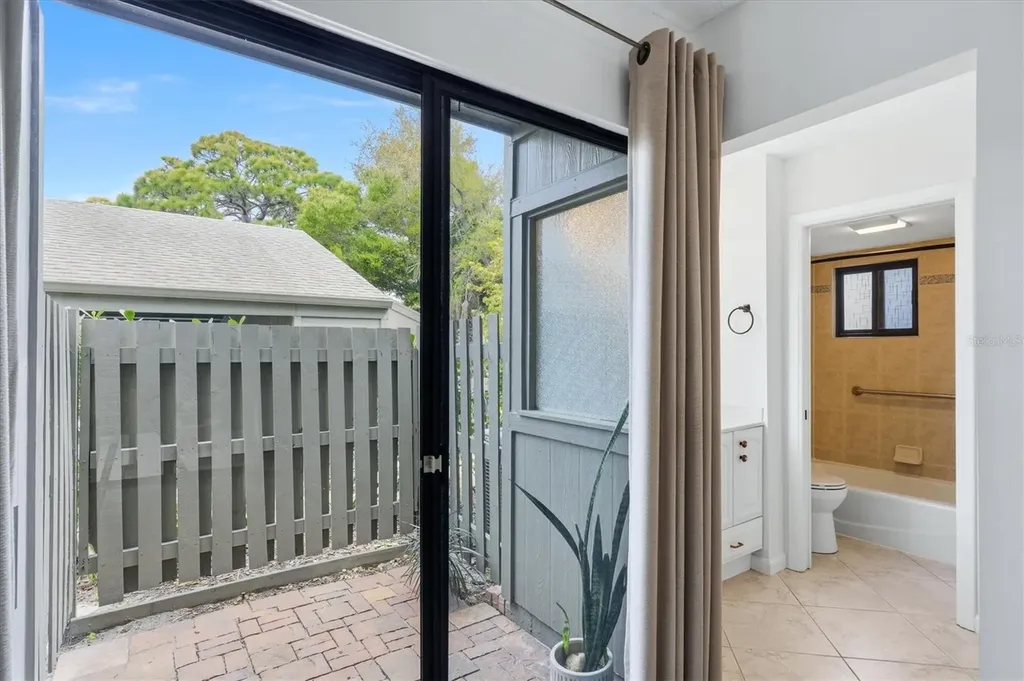 135 Woodland Place Osprey FL 34229