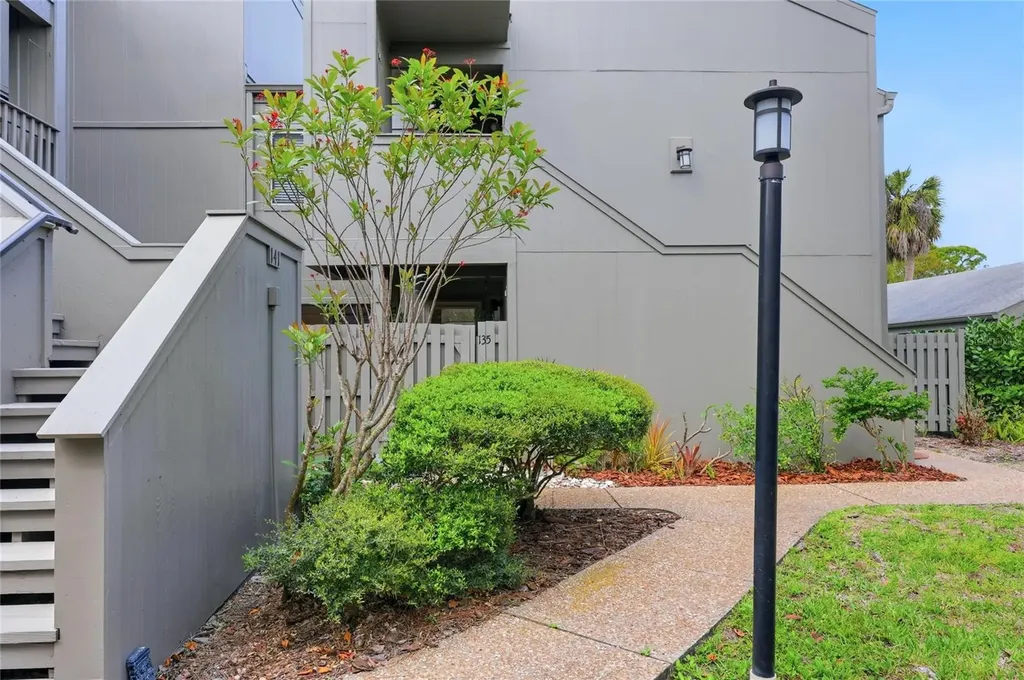 135 Woodland Place Osprey FL 34229
