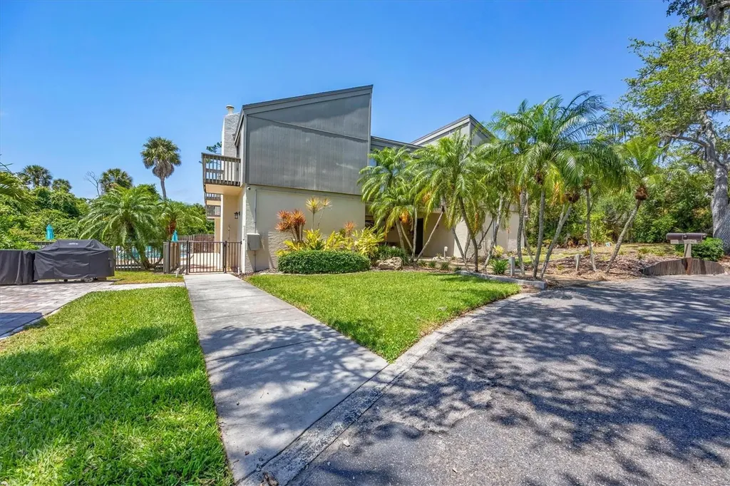 135 Woodland Place Osprey FL 34229