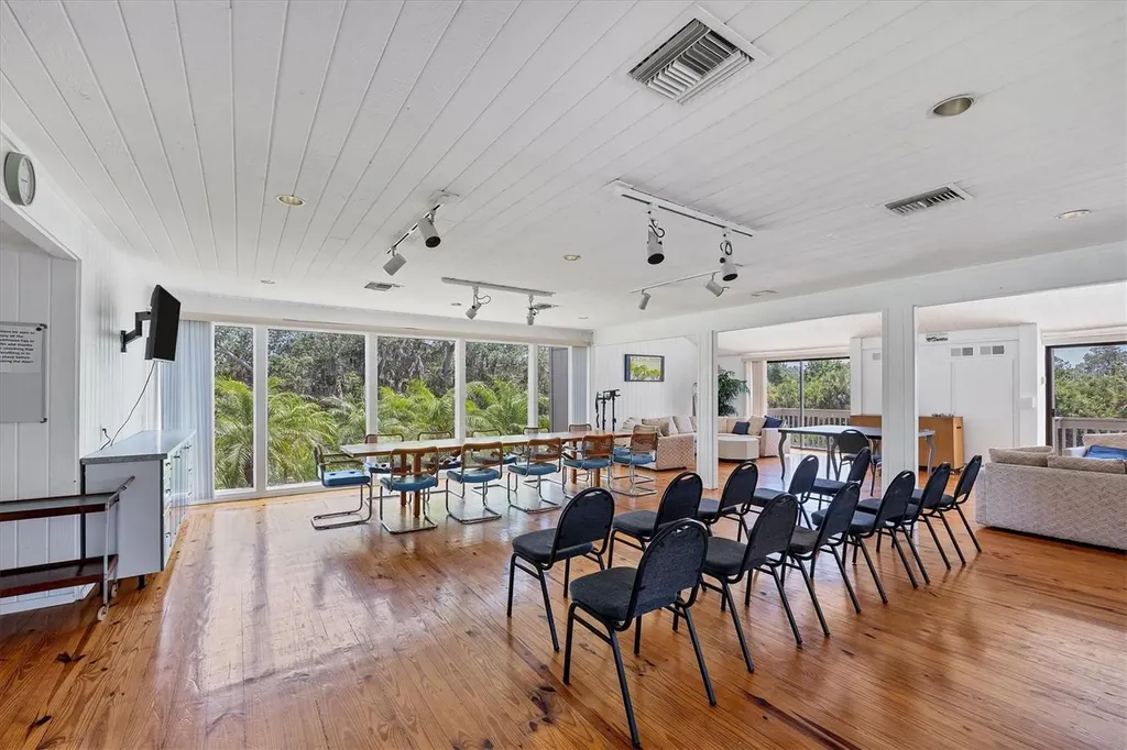 135 Woodland Place Osprey FL 34229