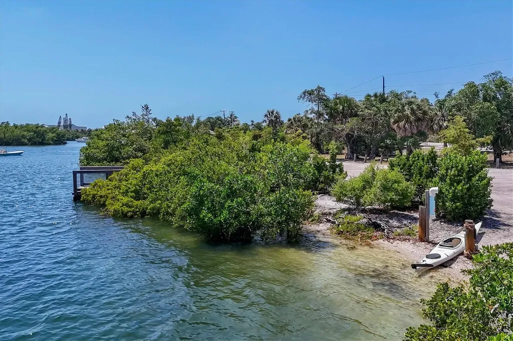 135 Woodland Place Osprey FL 34229