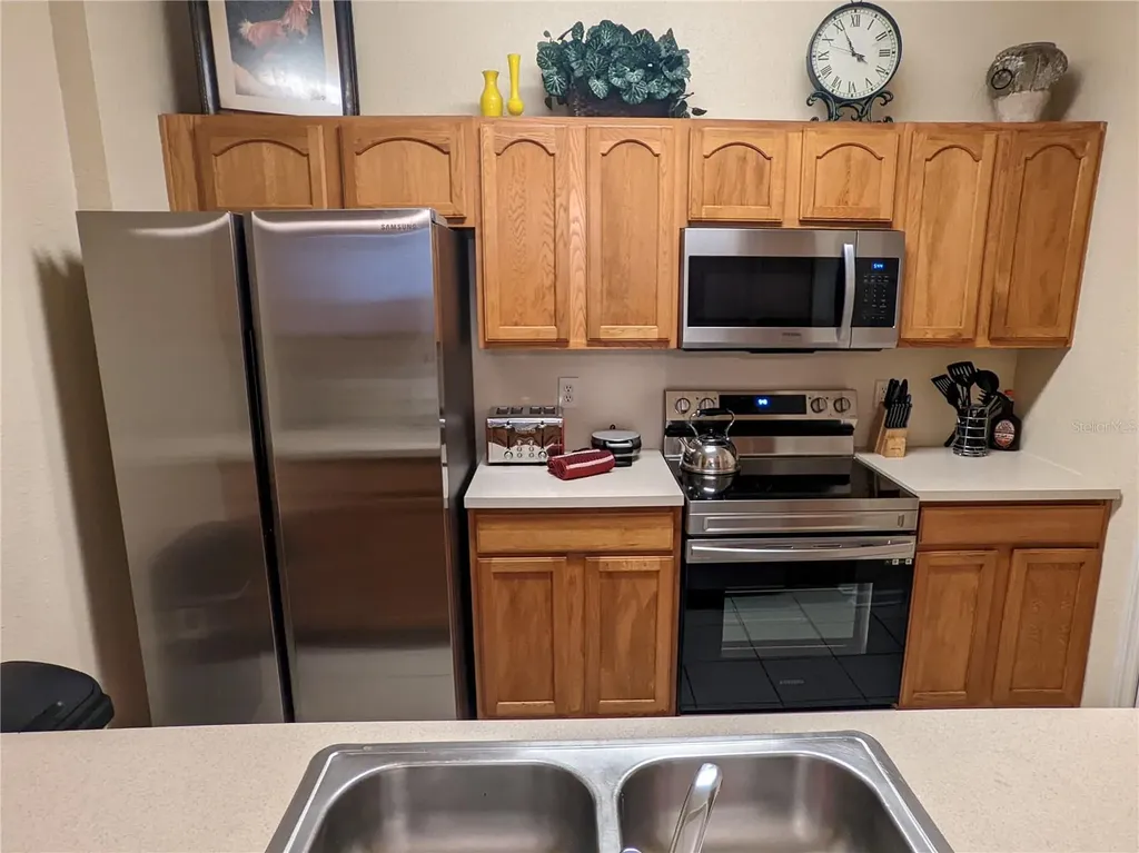 2817 Almaton Loop Kissimmee FL 34747