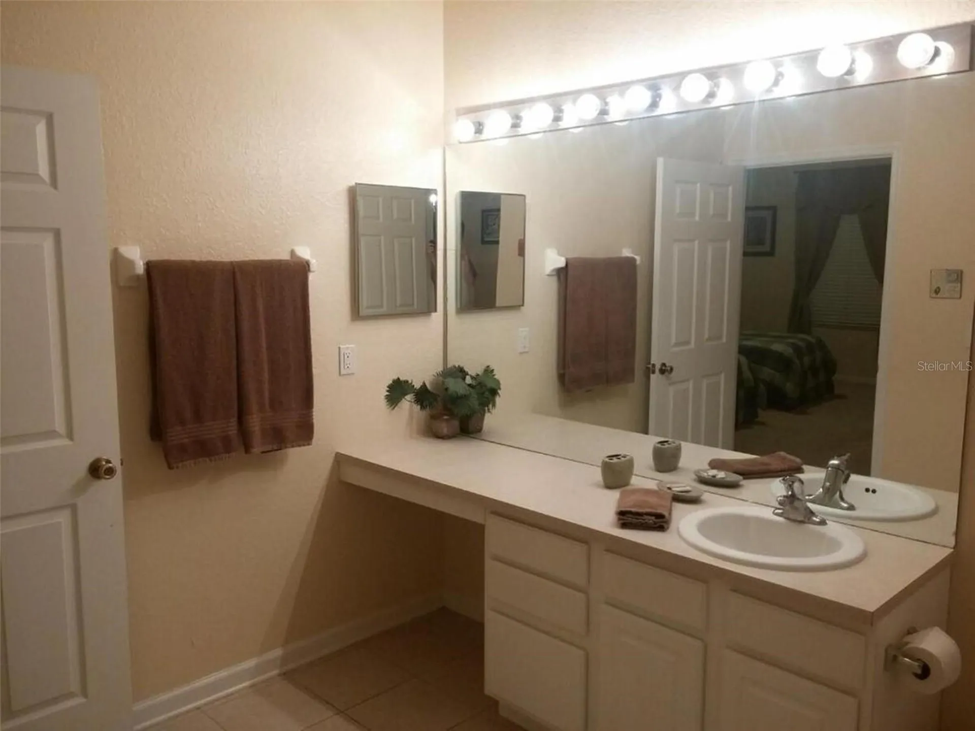 2817 Almaton Loop Kissimmee FL 34747