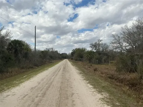 20639 NW 300th Street Okeechobee FL 34972