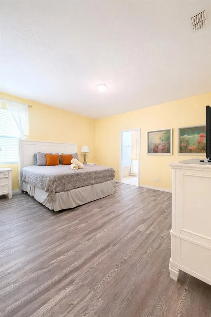 2618 Santosh Cove Kissimmee FL 34746