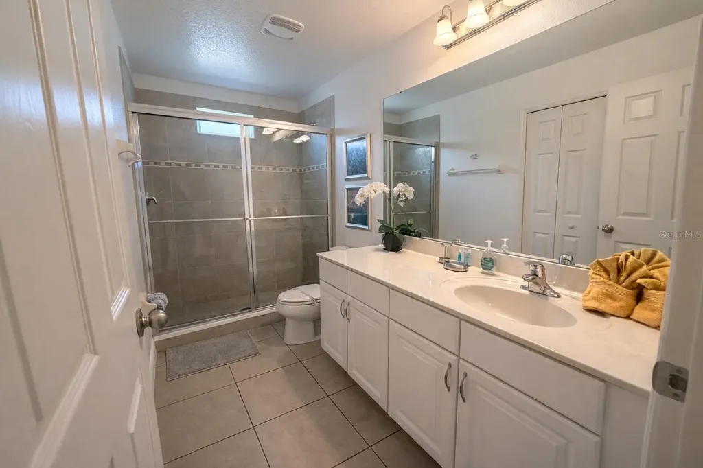 2618 Santosh Cove Kissimmee FL 34746