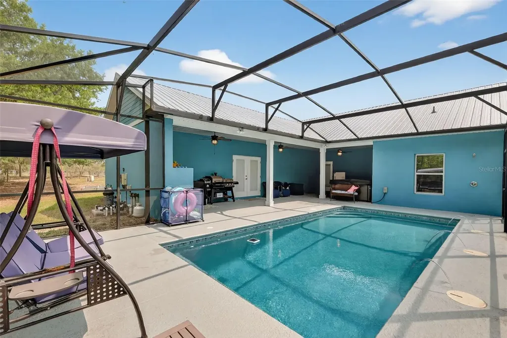 22431 Loop Road Groveland FL 34736