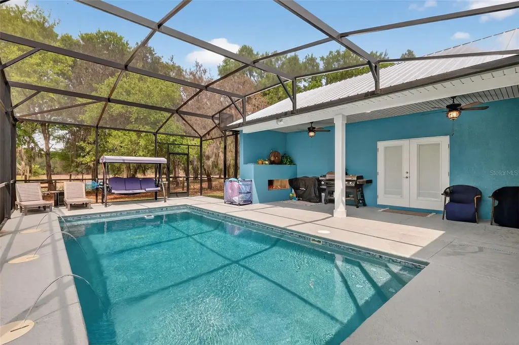 22431 Loop Road Groveland FL 34736