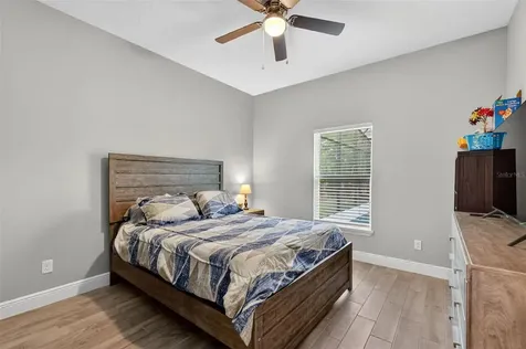 22431 Loop Road Groveland FL 34736