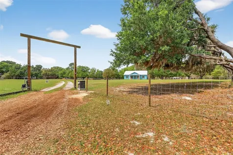 22431 Loop Road Groveland FL 34736