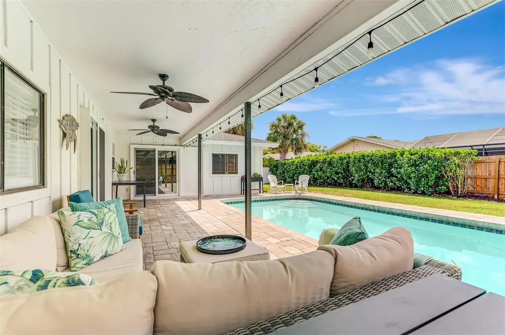 5410 Creeping Hammock Drive Sarasota FL 34231