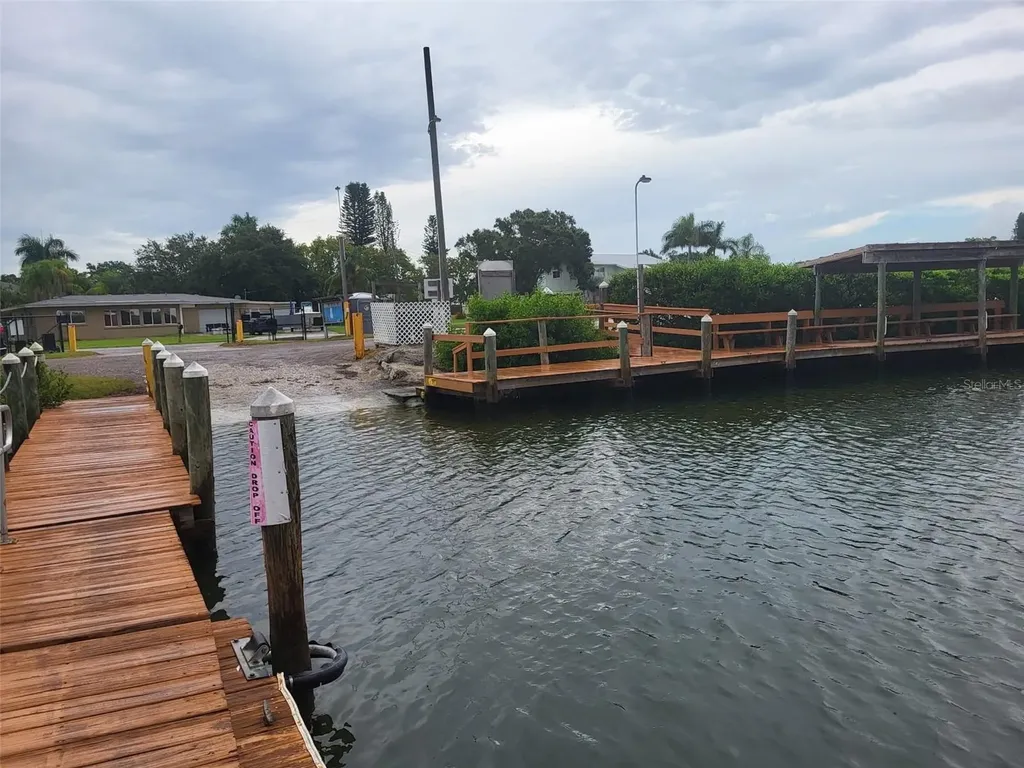536 45th Street Court W Palmetto FL 34221