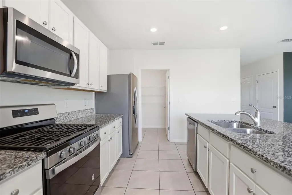 531 Lazio Circle Debary FL 32713