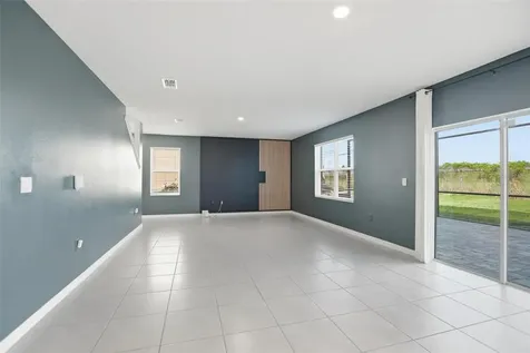 531 Lazio Circle Debary FL 32713