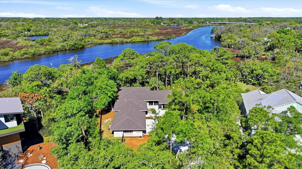 5935 River Forest Circle Bradenton FL 34203