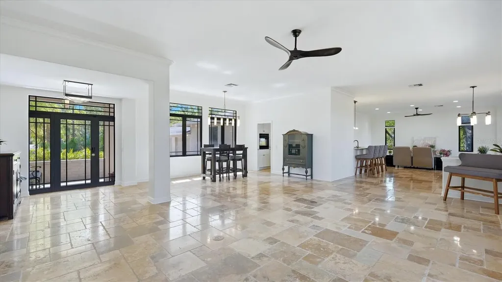 5935 River Forest Circle Bradenton FL 34203