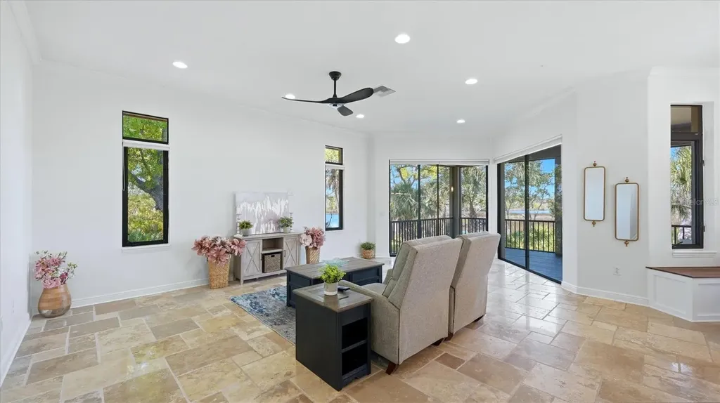 5935 River Forest Circle Bradenton FL 34203