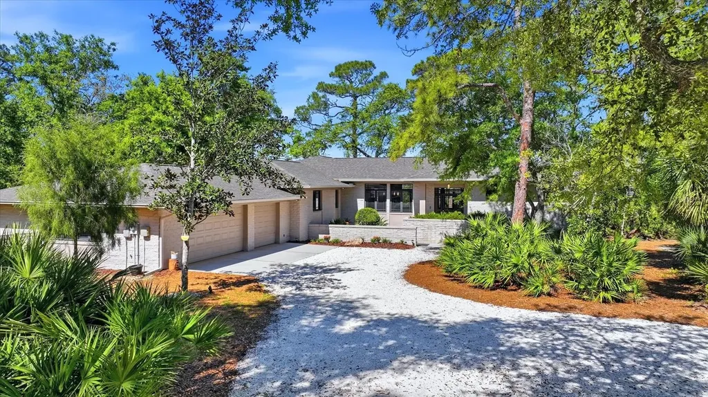 5935 River Forest Circle Bradenton FL 34203